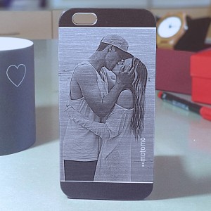 Huse Iphone Metal